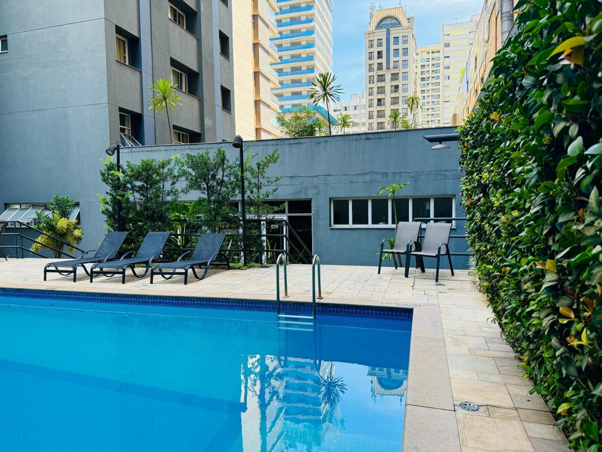- Avenida Paulista Hotel